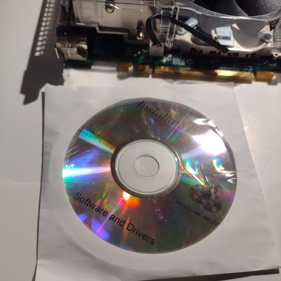 Dell KU705 Nvidia Quadro FX4500 PCI-E 512MB GDDR3 Dual DVI TV-Out (S-VIdeo).I - Picture 11 of 13